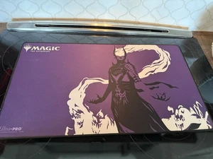 Tappetino da gioco MTG Ashiok Ultra Pro raro - Foto 1 di 1