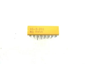 200 Ohm 16 Pin DIP (dual inline package) Resistor (New Old Stock)(QTY 5 ea)K1 - Picture 1 of 5