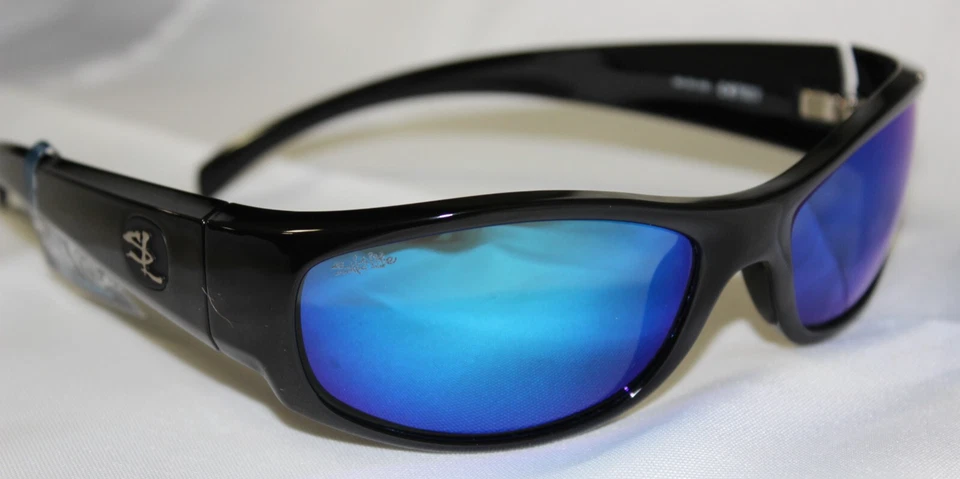 Salt Life Tortola Brillo Negro Humo Azul $169 Salado Vivo Salado Saltlife Foto 1 de 4