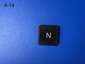 Eine Taste / Key Apple MacBook Pro A1286 deutsch(2010) Original ! - Bild 1 von 4