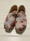 Belles chaussures florales Toms taille 9,5 EUC
