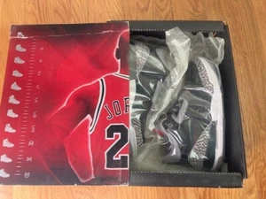 NEW Nike Air Jordan 3 Retro Black Cement Collezione 8.5 VACUUM SEALED CDP   - Picture 1 of 13