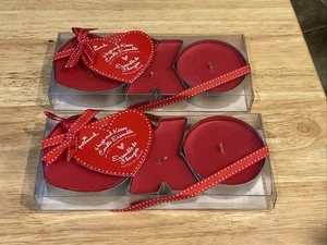 (2) Hallmark Red Hugs and Kisses Candle Ensembles Set Of 3 Cinnamon Scented NIB - Picture 1 of 1