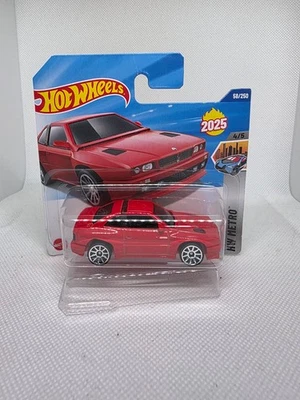 Tarjeta corta Hot Wheels Maserati Shamal roja Foto 1 de 3