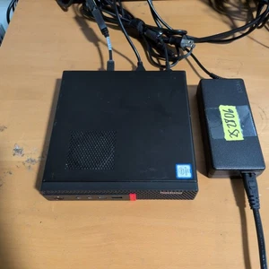 Lenovo ThinkStation P330 Tiny Desktop with i7-9700T, 32GB RAM, Power Adapter - Afbeelding 1 van 9