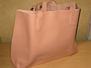 on the go tote black