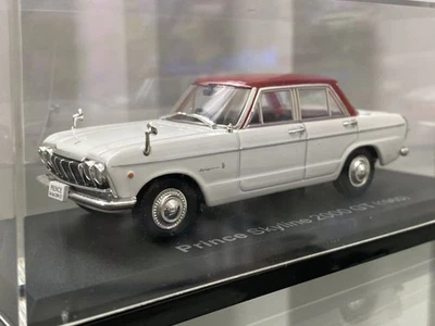 Minicar Norev Nissan Prince Skyline 2000 Gt Minicar escala 1/43 modelo blanco  Foto 1 de 4