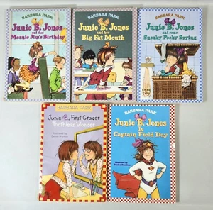 JUNIE B. JONES Books Lot / Set Of 5 - Kids Books | Paperback | Barbara Park - Picture 1 of 8