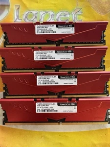 Memoria de escritorio Team 32 GB (4 x 8 GB) DDR4-3600 MHz PC4-28800 TLZRD48G3600HC18JBK - Imagen 1 de 4