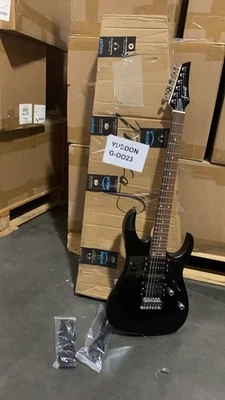 Guitarra eléctrica trémolo único 24 trastes color negro pastilla hsh cuerpo phoenix 023 Foto 1 de 4