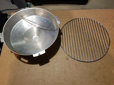 Rival Crock Grill 5740 Replacement Parts - Grate Rack & Grease Drip Pan - Image 1 of 4