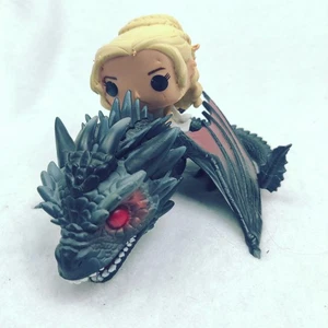 Funko POP Rides Game of Thrones 15 Daenerys and Drogon Vinyl Figure - Picture 1 of 8