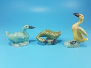 Lot of 3 Small Vintage Chinese Mudman Geese Figurines mud clay ceramic - Picture 1 of 7