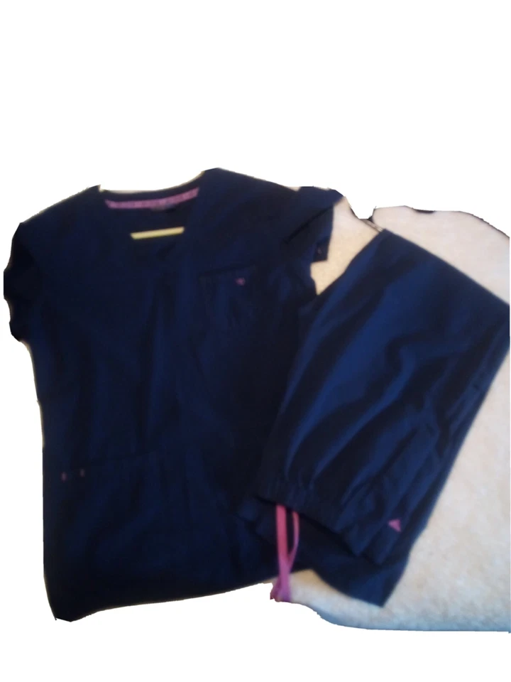 Conjuntos exfoliantes pequeños para mujer. Azul marino Foto 1 de 1