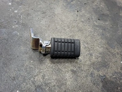 1985 1986 estriba y soporte derecho VT1100C Honda VT1100 C Shadow 85 86 Foto 1 de 2