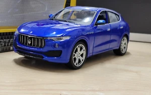 Maserati Levante alloy model sports car 1:24 blue - Picture 1 of 3