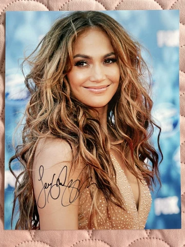 Rare Jennifer Lopez JLo Pop Music Icon Signed Autograph photo Genuine COA Cover