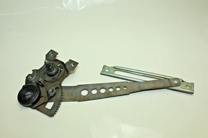 Mercedes Benz W123 Window Regulator Mechanism Manual Rear Right /1237300846 - Picture 1 of 4