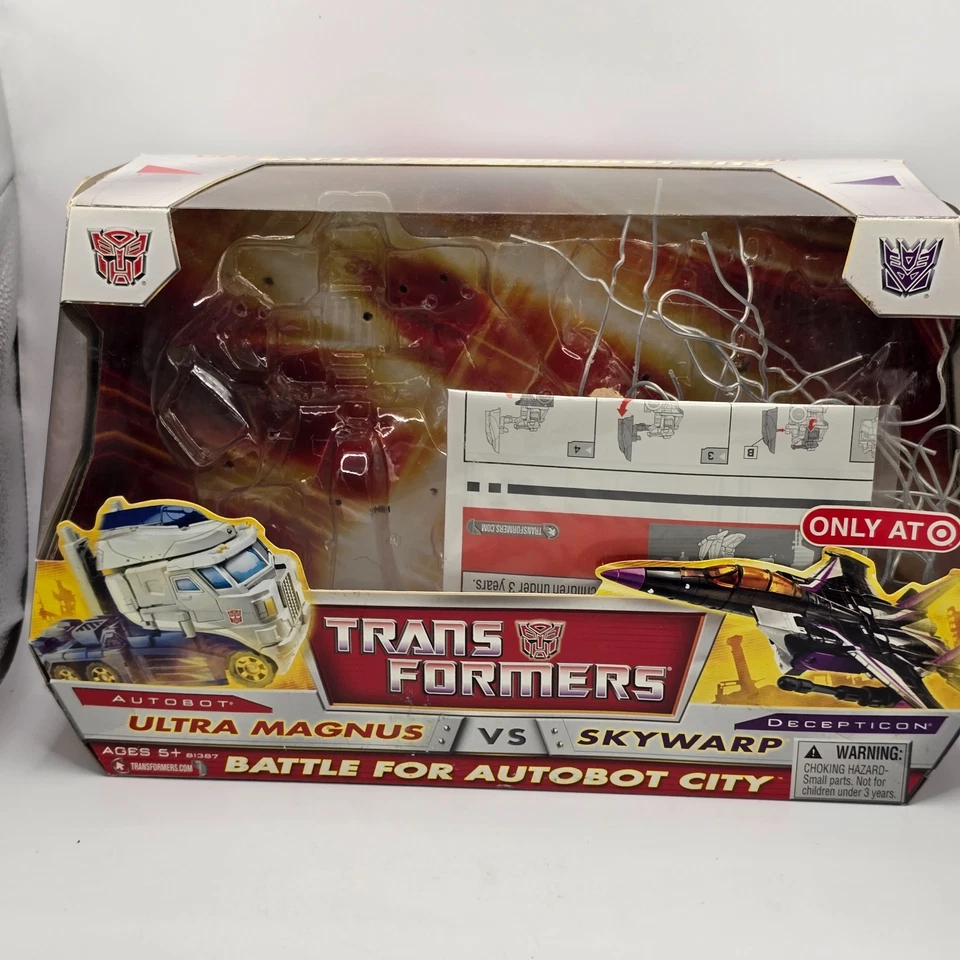 Transformers 2006 Ultra Magnus vs Skywarp Battle for Autobot City somente caixa vazia - Imagem 1 de 4
