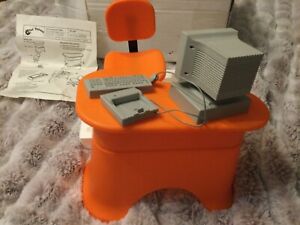 2000 Tot Tutors Doll Orange Computer DesK Chair Set working Macintosh Computer 