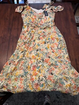 Buffalo David Bitton Floral Summer  Flowy Faux Cold Shoulder Gorgeous 😍 Medium - Image 1 of 4