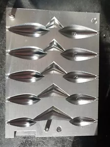 STAMPO PESO PIOMBO DISTANZA CERNIERA 5IN1 1 OZ 1,5 OZ 2 OZ 2,5 OZ 3 OZ - Foto 1 di 3