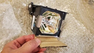 Oryginalna lampa OEM OSRAM do Sanyo PLC-XP5600 Zasilanie projektora - Philips JAPONIA MADE - Zdjęcie 1 z 17