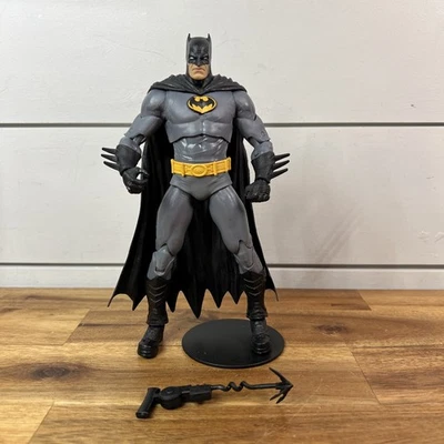 Boneco McFarlane Toys DC Multiverse Batman 3 Three Jokers Batman Envio Rápido! - Imagem 1 de 4