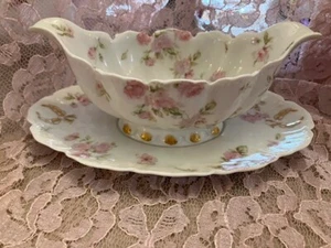 Haviland Limoge France Schleiger 39C Gravy With Attached Under Plate - Picture 1 of 6