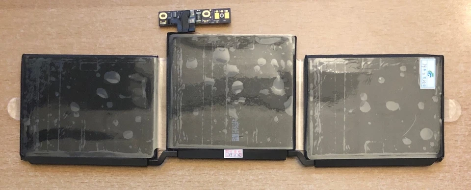 Original Apple Akku für MacBook Pro 13" 2016 & 2017 A1708 - A1713 - Bild 1 von 1