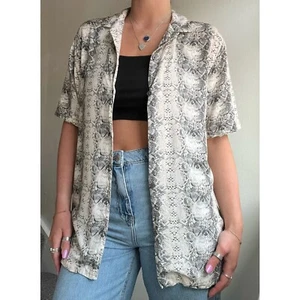 River Island Unisex Snakeskin Floaty Shirt - Picture 1 of 8