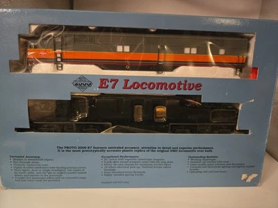 Proto 2000 Series Limited Ed. E7 Locomotive HO Scale No. 21114 Milwaukee #17A - Image 1 of 2