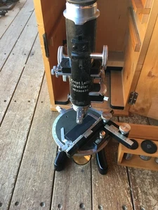 ANTIQUE ERNST LEITZ WETZLER MICROSCOPE WITH EXTRAS - Picture 1 of 10