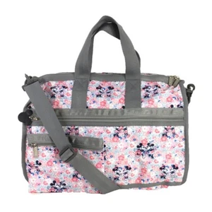 LeSportsac Disney Spring Fling Mickey Minnie Ryan Baby Windeltasche & Wickelkissen - Bild 1 von 4