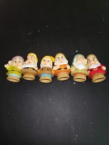 2012 Fisher Price Little People Mattel Snow White & Seven Dwarves Lot 6 Dwarves 