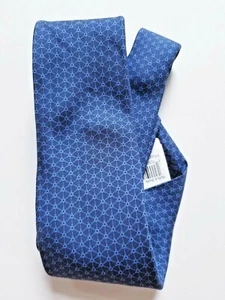 Vineyard Vines Azul Marino Tuercas y Pernos Patrón Geométrico Corbata Seda Nuevo con Etiquetas - Retirado - Imagen 1 de 5