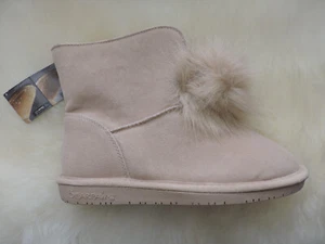 NEW IN BOX Bearpaw Libby Blush Suede Sheepskin Water Resistant Pom Pom Boots 11 - Picture 1 of 4