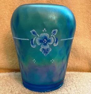 Jarrón vintage Fenton vidrio elástico azul iridizado diamante óptico coraleno 6 1/2" - Imagen 1 de 10