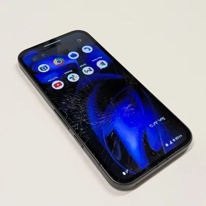 Cracked Screen - Google Pixel 9a 128 GB - Obsidian (Black) - Google fi Unlocked - Photo 1 sur 5