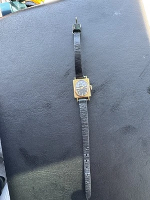 1930-1940 Vintage Buren Rival Watch  - Image 1 of 4