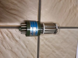 R787  Hamamatsu Photomultiplier PMT SEV mit Sockel - Bild 1 von 5