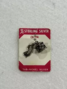 Great Adventure Carousel Six Flags NJ Sterling Silver Charm Pendant Vintage - Picture 1 of 3