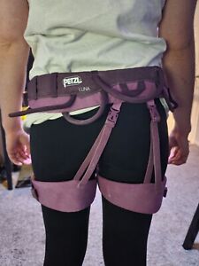 Petzl Climbing Harness Luna Model, Womenâ€™s Size S, Violet