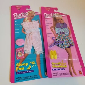 De colección Barbie Moda Trajes Ropa 1995 Nuevo Precintado Lote de 2 Ver Descripción - Imagen 1 de 9