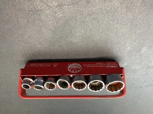 Mac Tools 7 Piece 1/4” Drive SAE Universal Socket Set, 12 Point, 1/4-9/16, USA - Picture 1 of 7