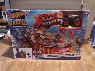 Hot Wheels Monster Trucks Arena Smasher Spin Out Challenge –HW Tiger Shark - Image 1 of 3