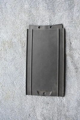 Panel de tablero de tanque inferior de plástico negro Harley Davidson Softail #1 P/N 61155-00 H1 Foto 1 de 4