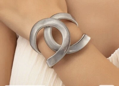 Wide Cuff Silver Tone Bangle Bracelet Snake Design Oval Hinged Jewelry New Gbag - Image 1 of 3