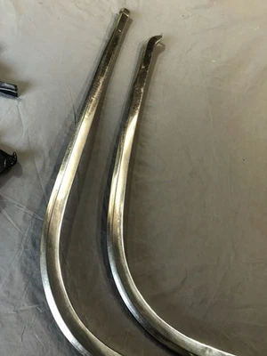 Cutlass Chevelle 442 GTO 1968-72 convertible pinchweld moldura original Foto 1 de 4