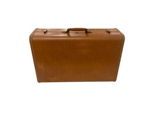 VTG Taperlite Hard-side Suitcase 21”X 15” X 6.5” NO KEY Gorgeous Lining - Picture 1 of 8